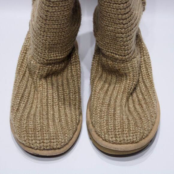 UGG Australia Cardy Beige Knit Button Up Sweater Winter Snow Boots Women Size 7 - Picture 7 of 15